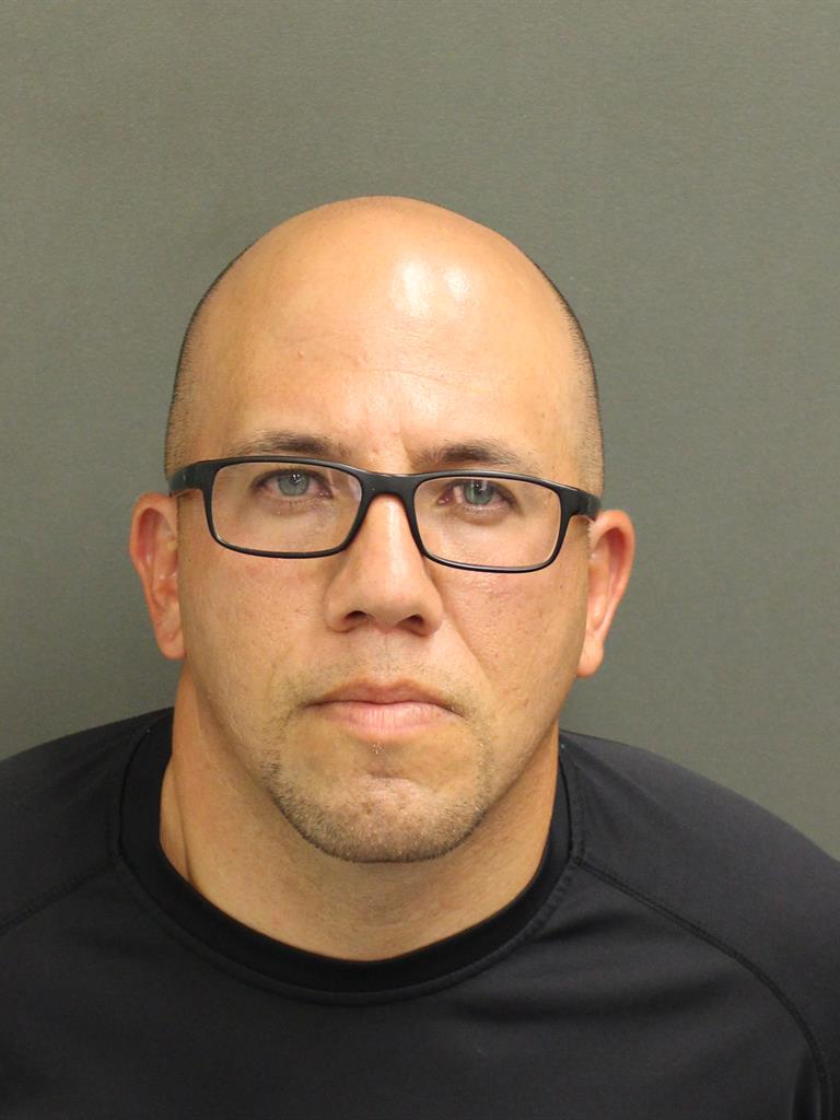  ALAIN LAMASRIOS Photo Image