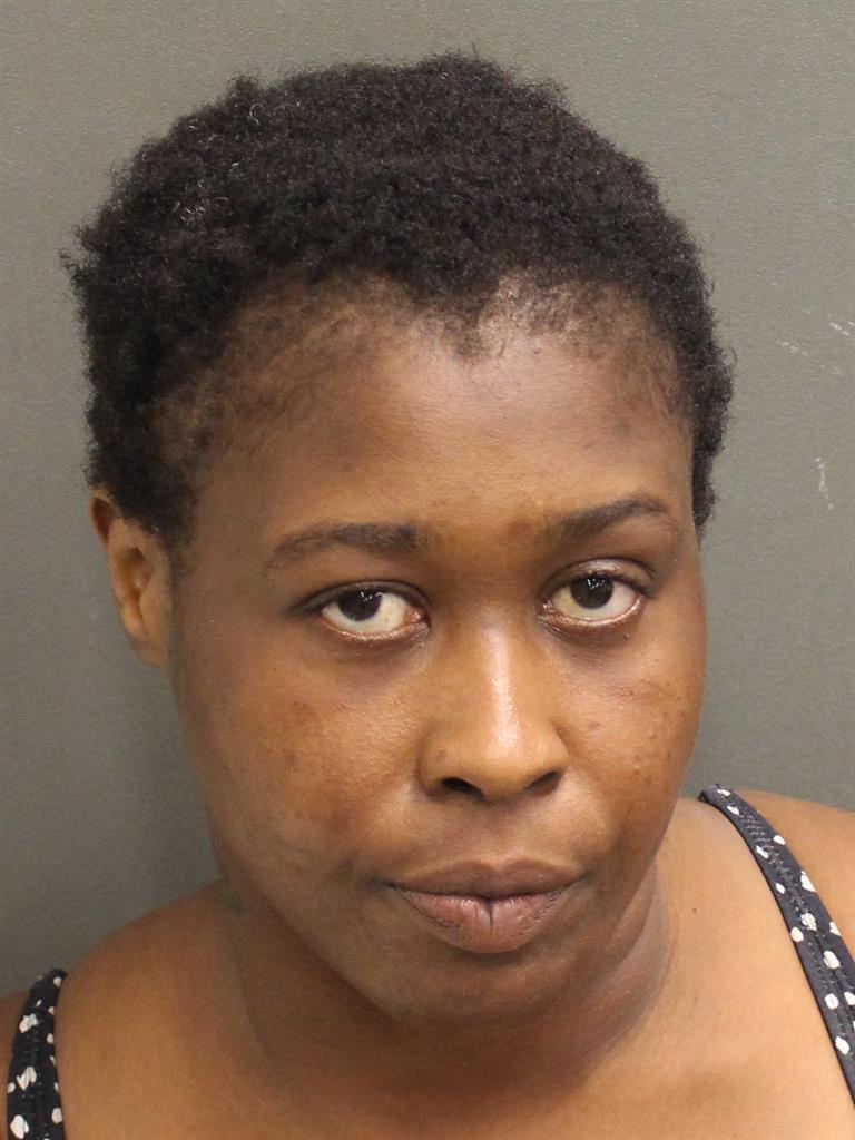  LATOYA LAKESHA ROBERTS Mugshot / County Arrests / Orange County Arrests