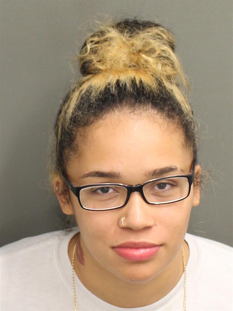  MONIQUA LYNN BARGER Mugshot / County Arrests / Orange County Arrests