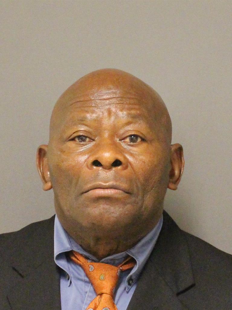  STEVE CLAY Photo Image