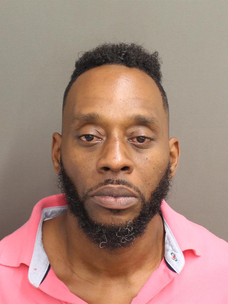  DAMIEN JERMAINE WHITE Mugshot / County Arrests / Orange County Arrests