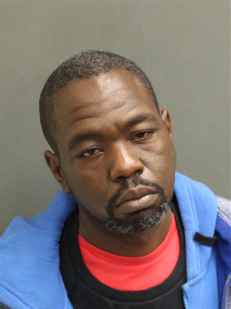  CARLOS D THOMPSON Mugshot / County Arrests / Orange County Arrests