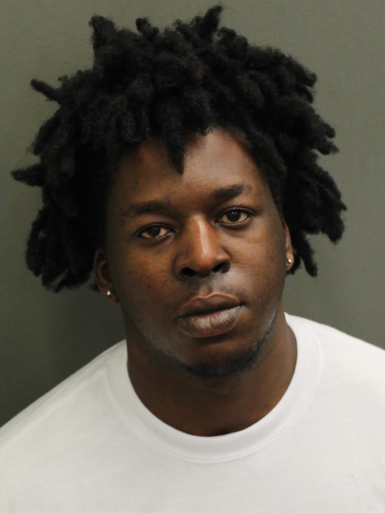  JARQUAVIOUS MAURICE HUGHLEY Mugshot / County Arrests / Orange County Arrests
