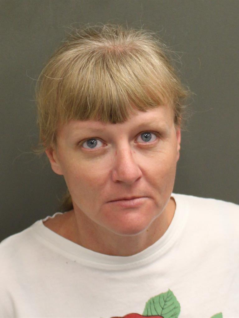  JENNIFER LYNNMARIE ESTRADA Mugshot / County Arrests / Orange County Arrests