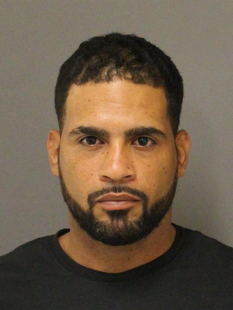  MARCOS CORAGUZMAN Photo Image