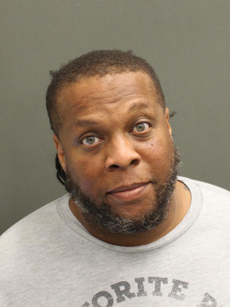  CARLOS RAPHA ROBERTS Mugshot / County Arrests / Orange County Arrests
