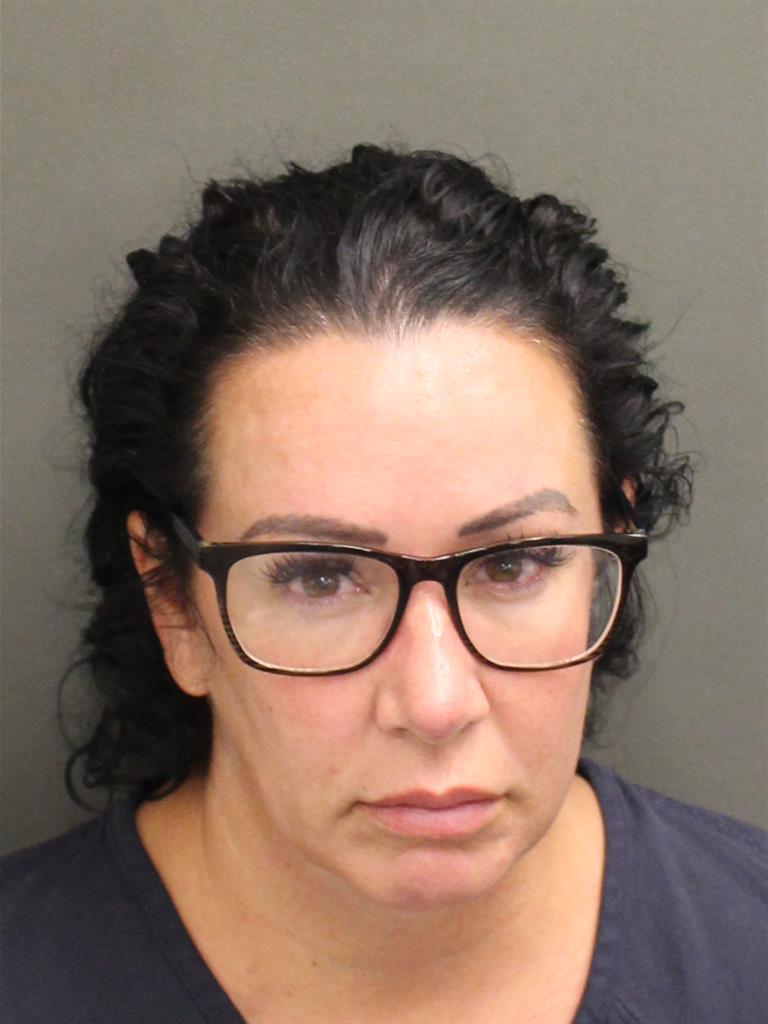  SARA ELIZABETH HUTCHINSON Mugshot / County Arrests / Orange County Arrests