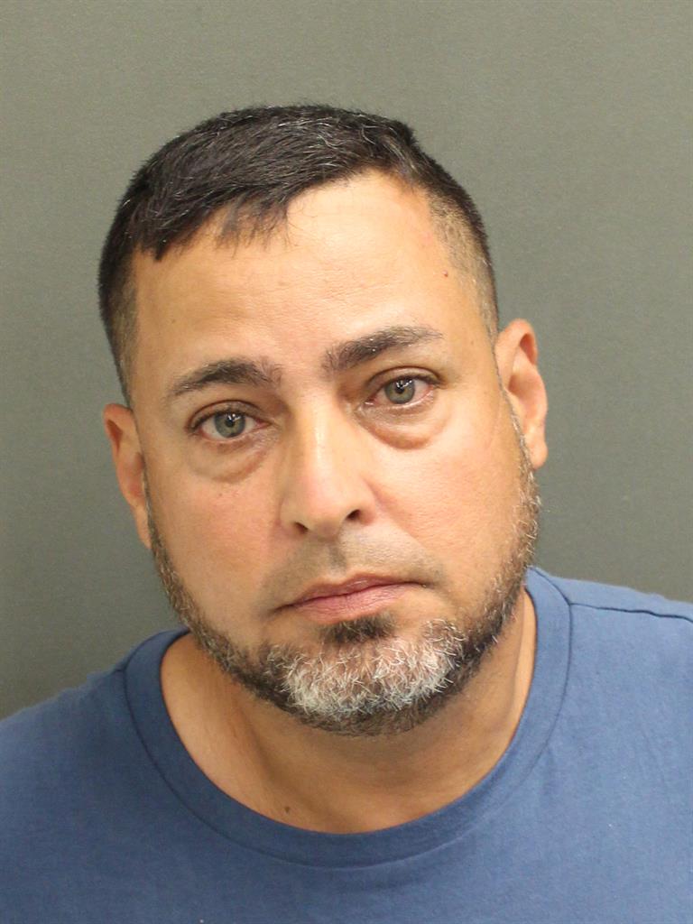  DENNIS ROBERTO MUNIZ Photo Image