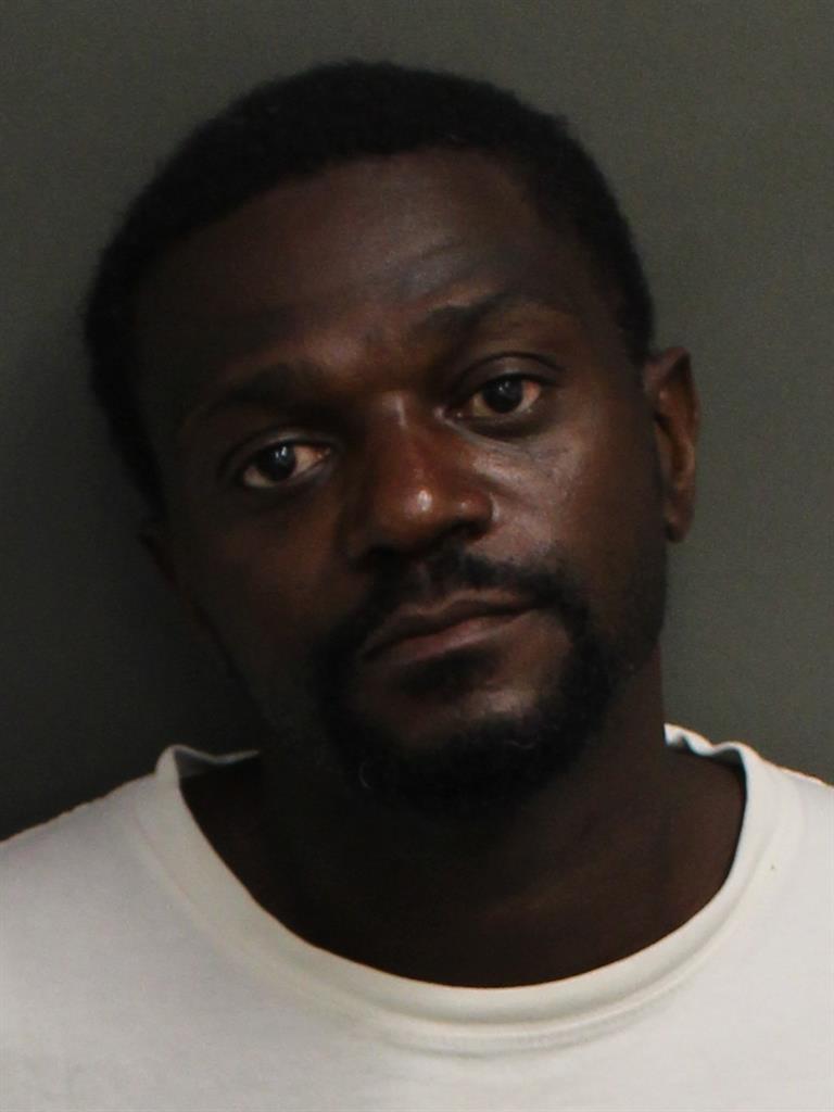  TAVARES SWINTON Mugshot / County Arrests / Orange County Arrests