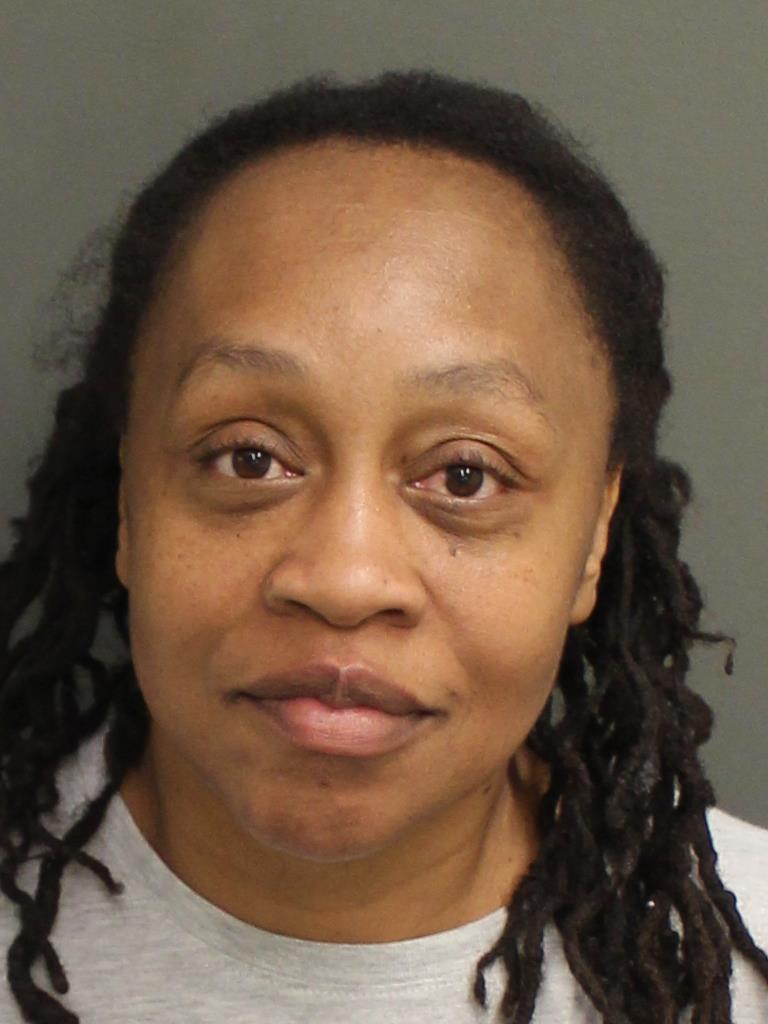  SHENITA GAVANDA LEE Photo Image