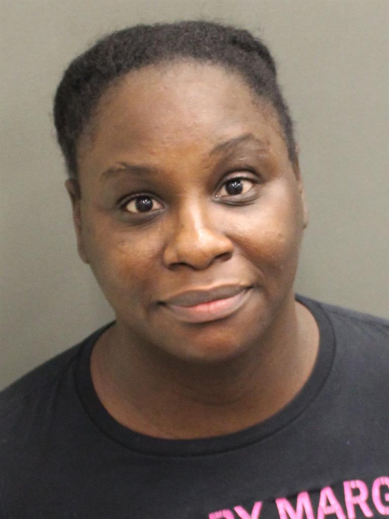  VINESHA SABRINA RICHARDS Mugshot / County Arrests / Orange County Arrests