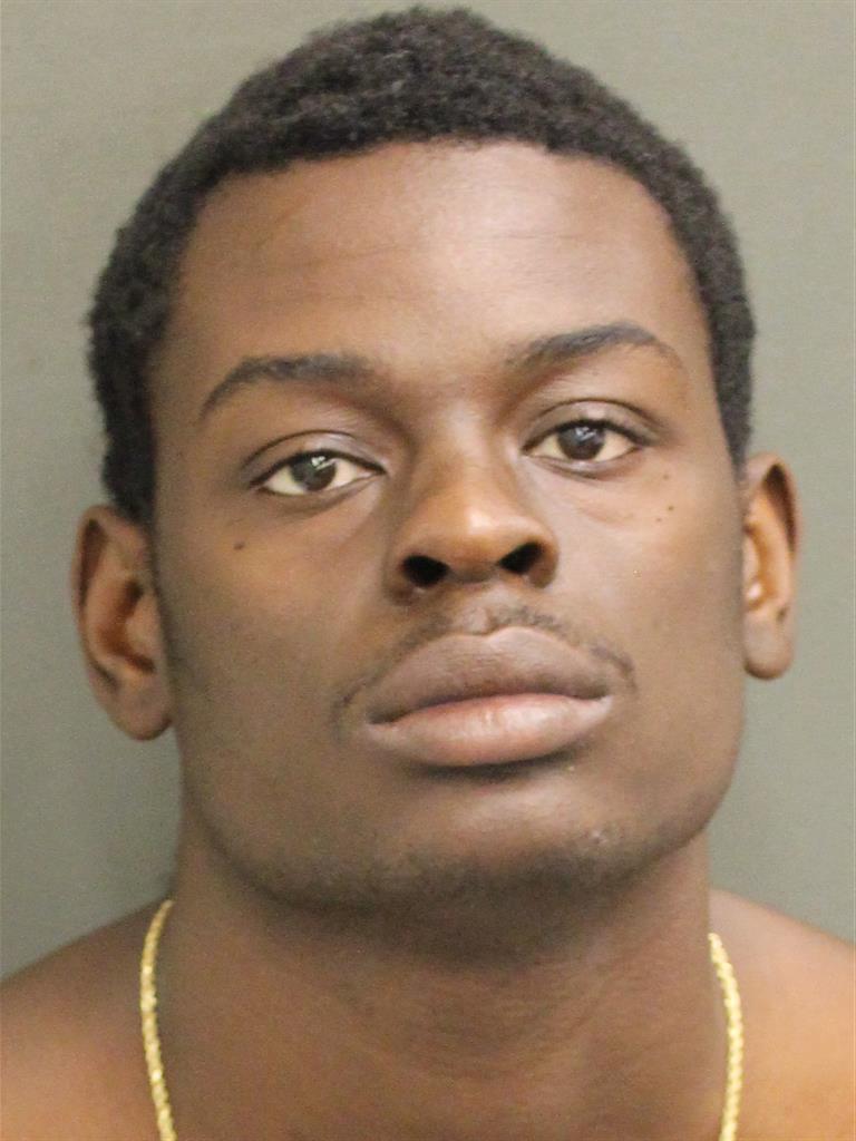  CHRISTOPHER CARLOS JR ESLAND Mugshot / County Arrests / Orange County Arrests