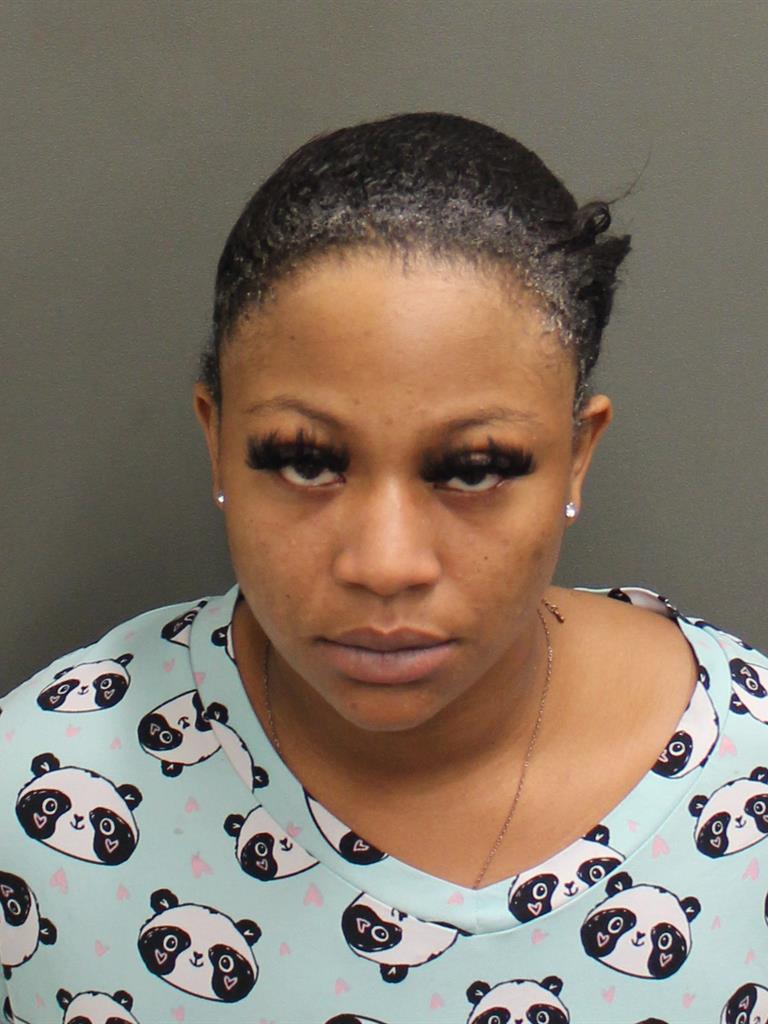  ESSENCE AHKIRA REYNOLDS Photo Image