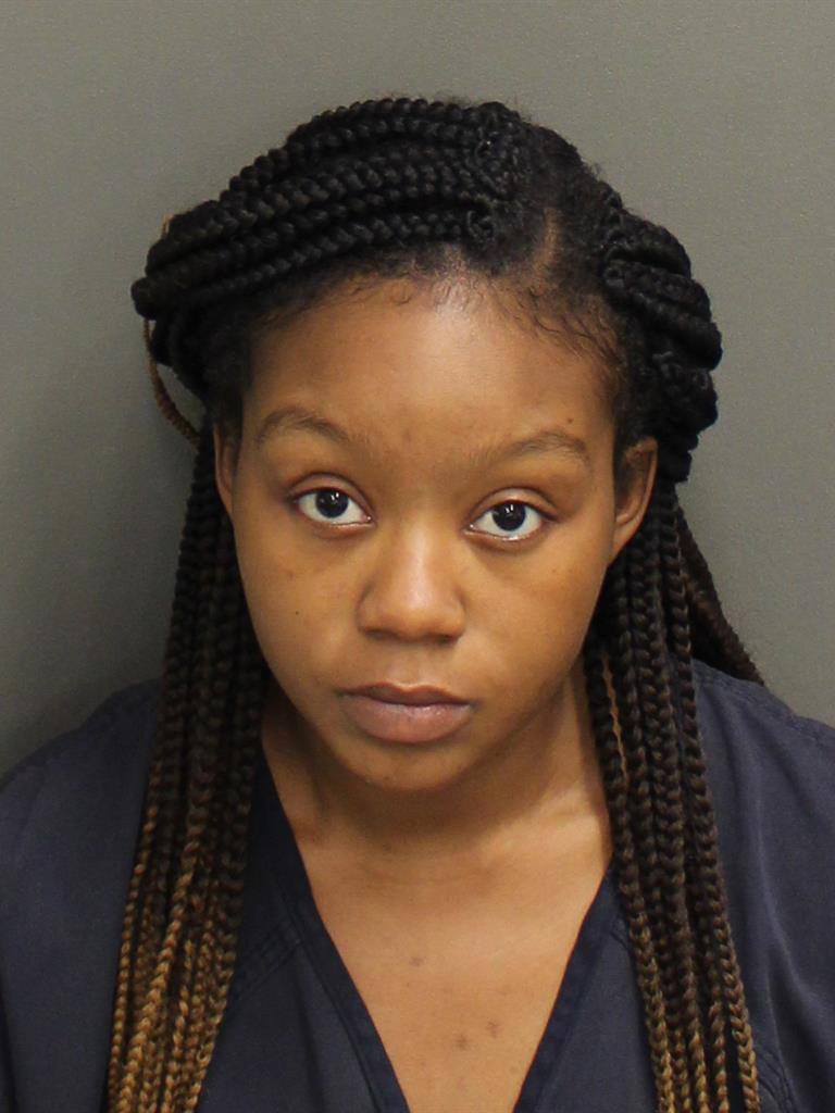  SHAENA MARIA ECHAVARRIA Photo Image