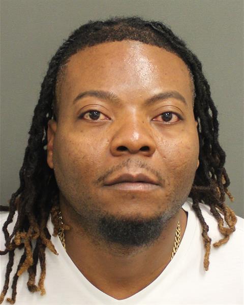  JEAN DUBUISSON Photo Image