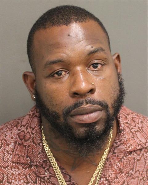  STEVEN OSHAY ROBINS VALDES Mugshot / County Arrests / Orange County Arrests