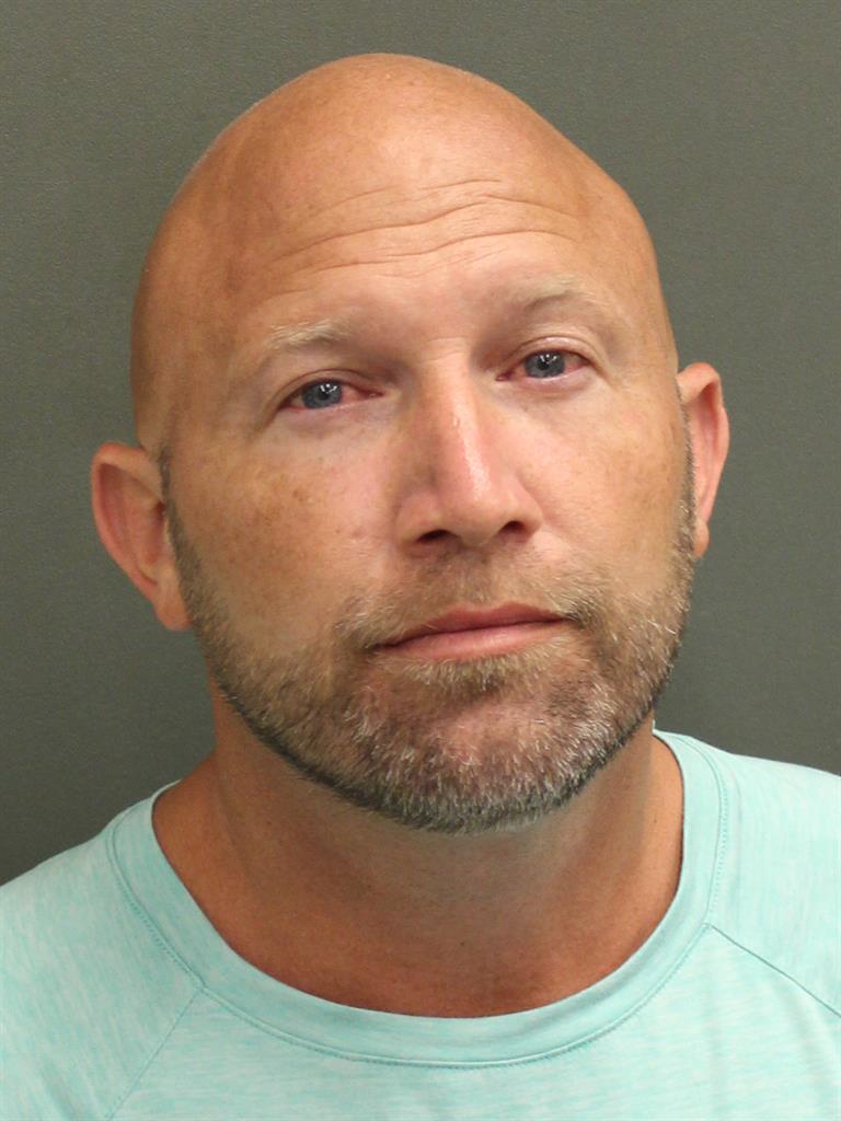  DONALD WAYNE III GIBSON Mugshot / County Arrests / Orange County Arrests