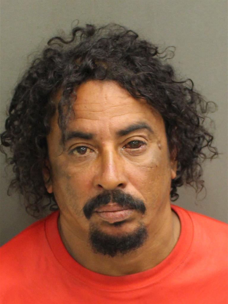  ROBERTO  JR. BENNETT Mugshot / County Arrests / Orange County Arrests