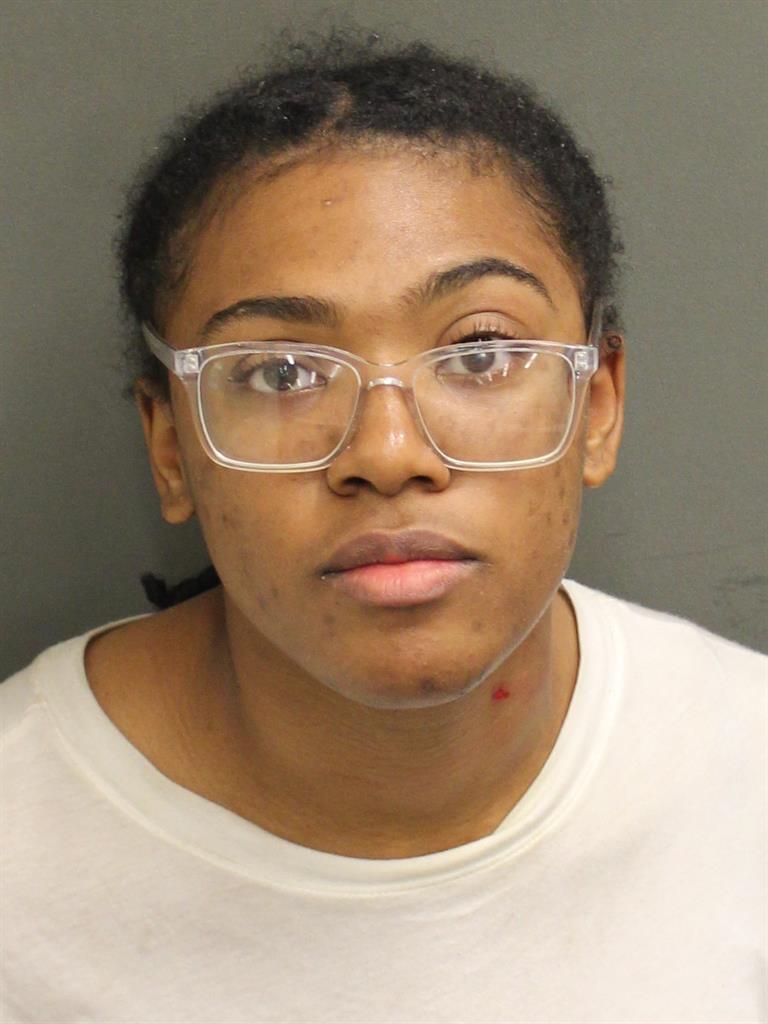  HALLE ANNE WALLACE Mugshot / County Arrests / Orange County Arrests