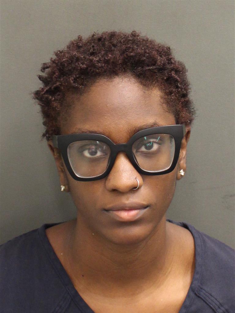  KELSEY SYLIANA CHERY Photo Image