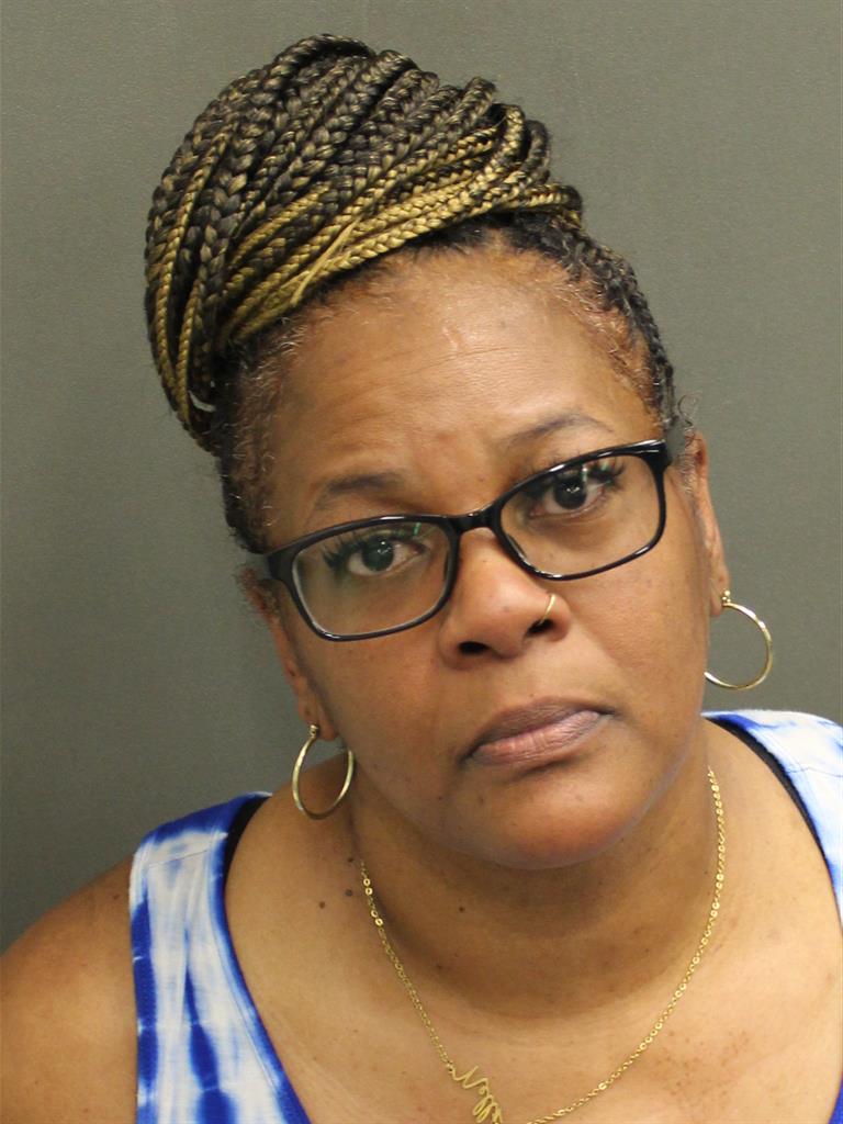  SHARNELLE COLLETTE PARKS Mugshot / County Arrests / Orange County Arrests