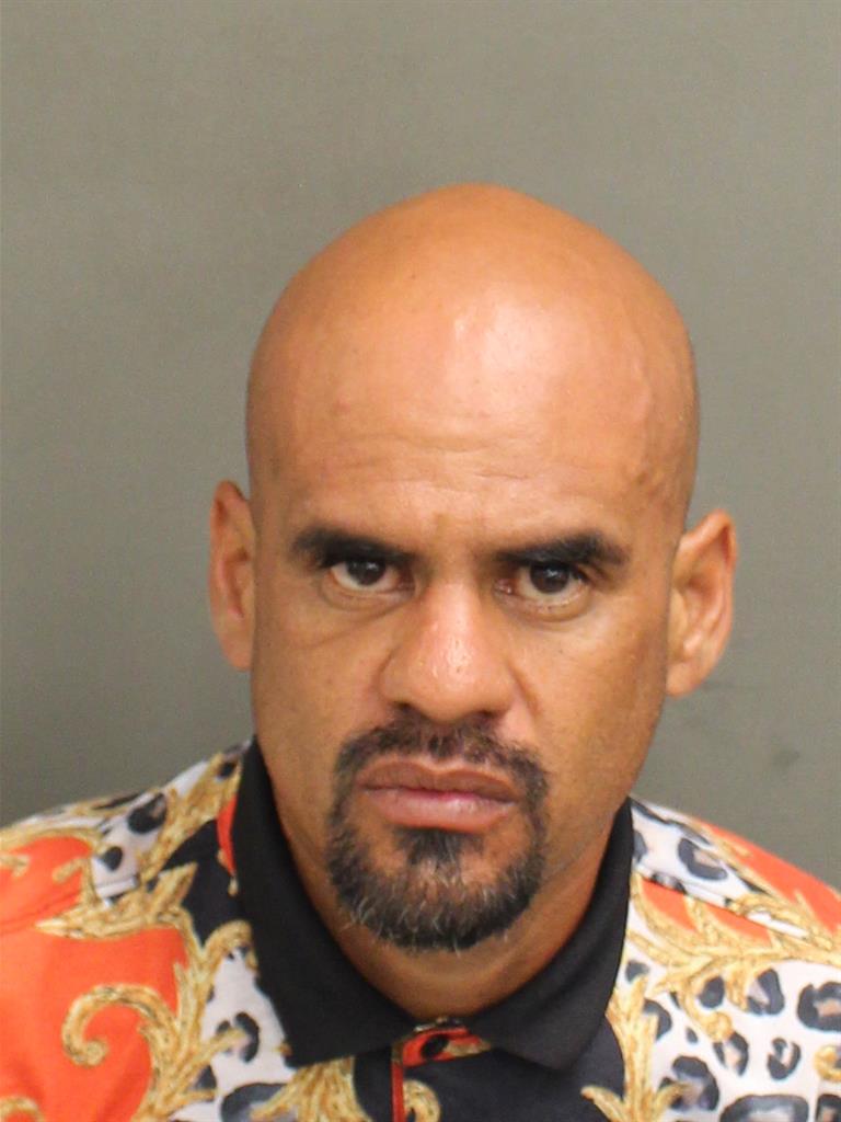  ROBERTO GABRIEL QUINTERO Photo Image