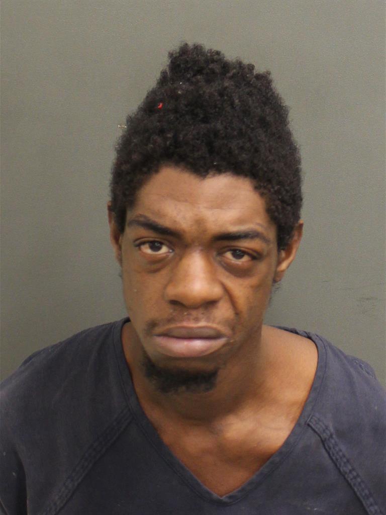  QUANTERRIUS ROBERTS Mugshot / County Arrests / Orange County Arrests