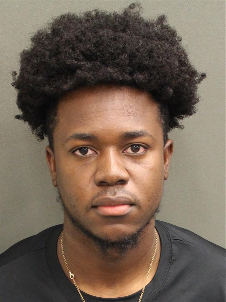  CASTELLY D SAINTILUS Mugshot / County Arrests / Orange County Arrests