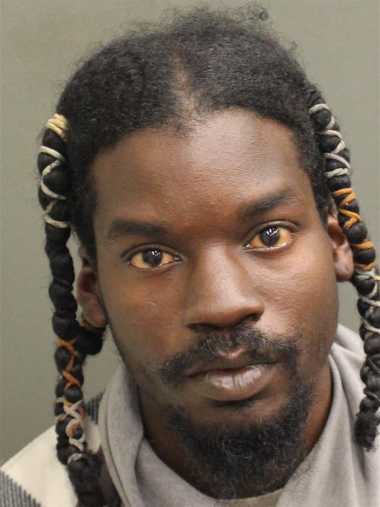  ANDRE DESHON UNDERWOOD Photo Image