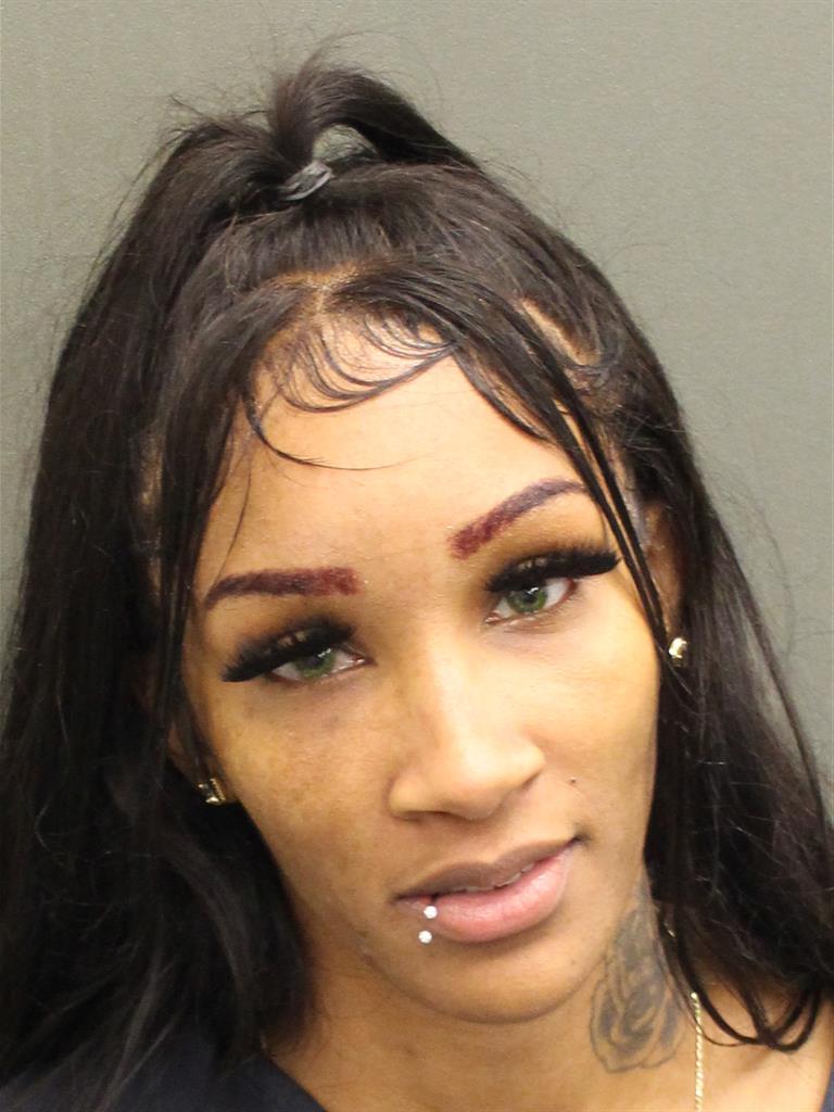  PARIS CHARLI RAQUE WILLIAMS Photo Image