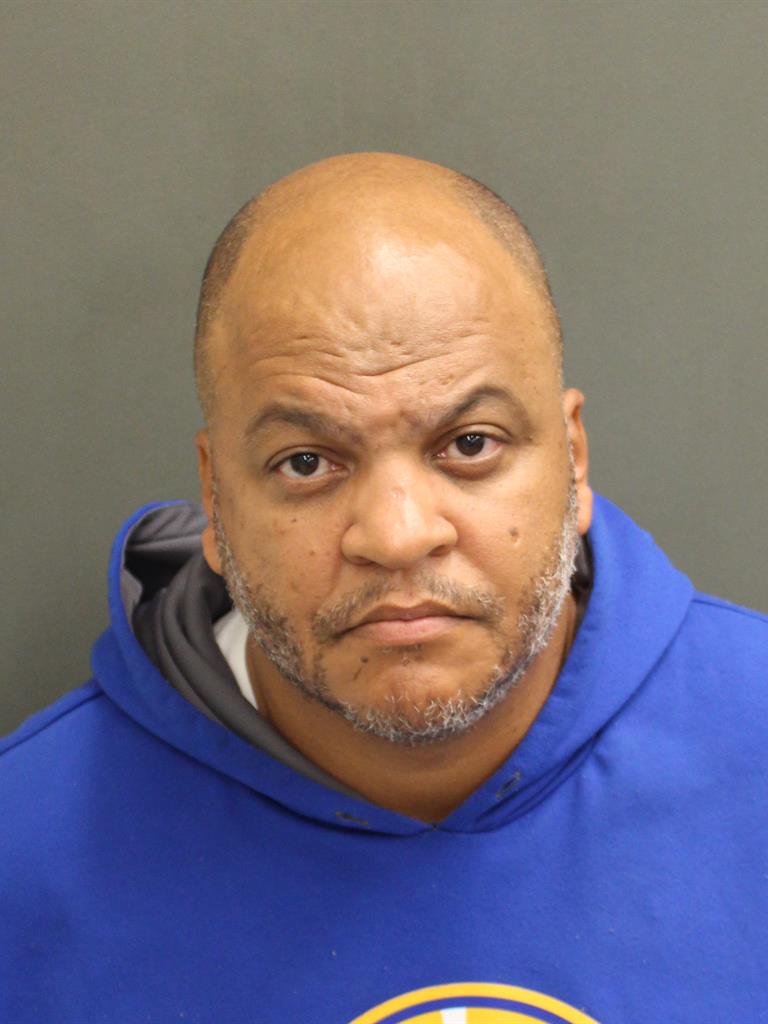  UELINTON SANTOSDEOLIVEIRAA Photo Image