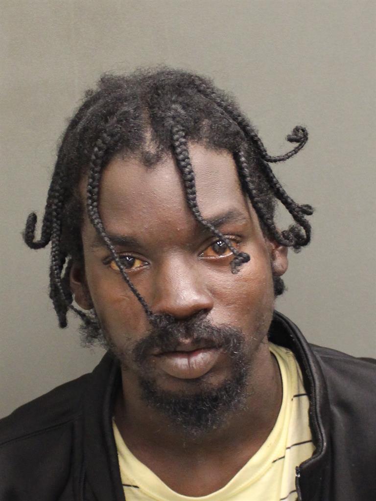 ANDRE DESHON UNDERWOOD Photo Image