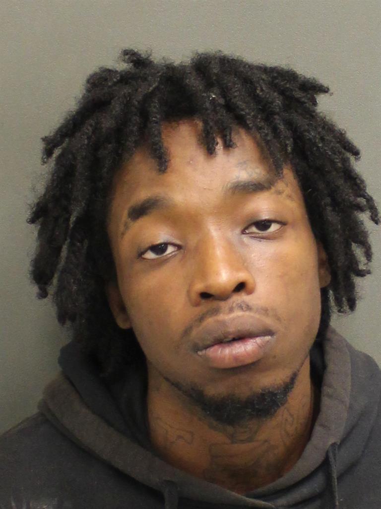  CARLYLE DEVONTAY RICHARDS Mugshot / County Arrests / Orange County Arrests