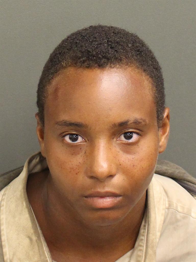  ZOYIA QUARANISHA CURTIS Photo Image