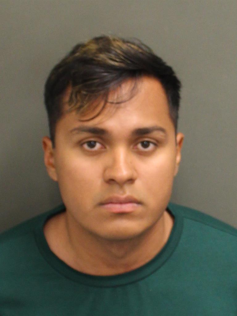  AXEL FERNANDO AMAYAPINEDA Photo Image