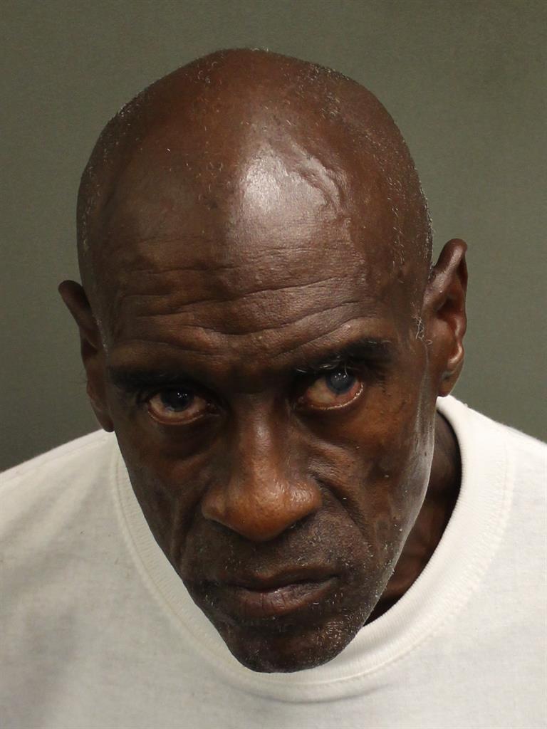  ERIC FLOYD ROBERSON Mugshot / County Arrests / Orange County Arrests