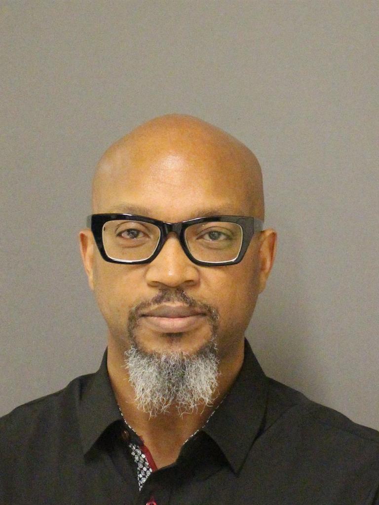  VASHON HAMPTON Photo Image