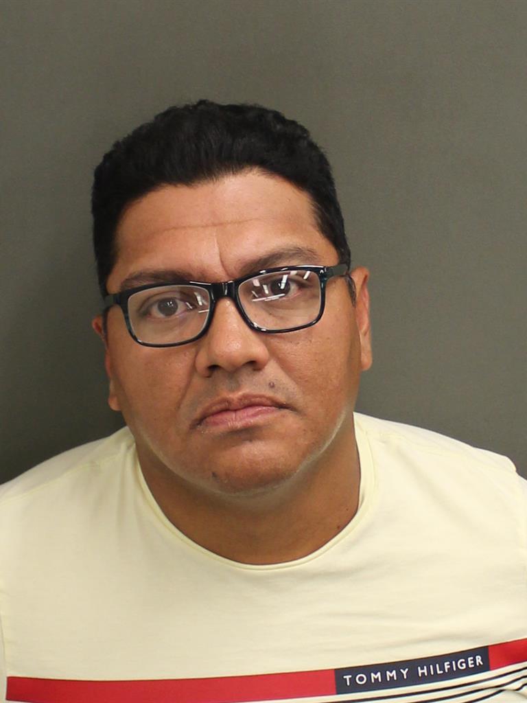  HELLY ROBERTO BRIC CASADIEGO Photo Image