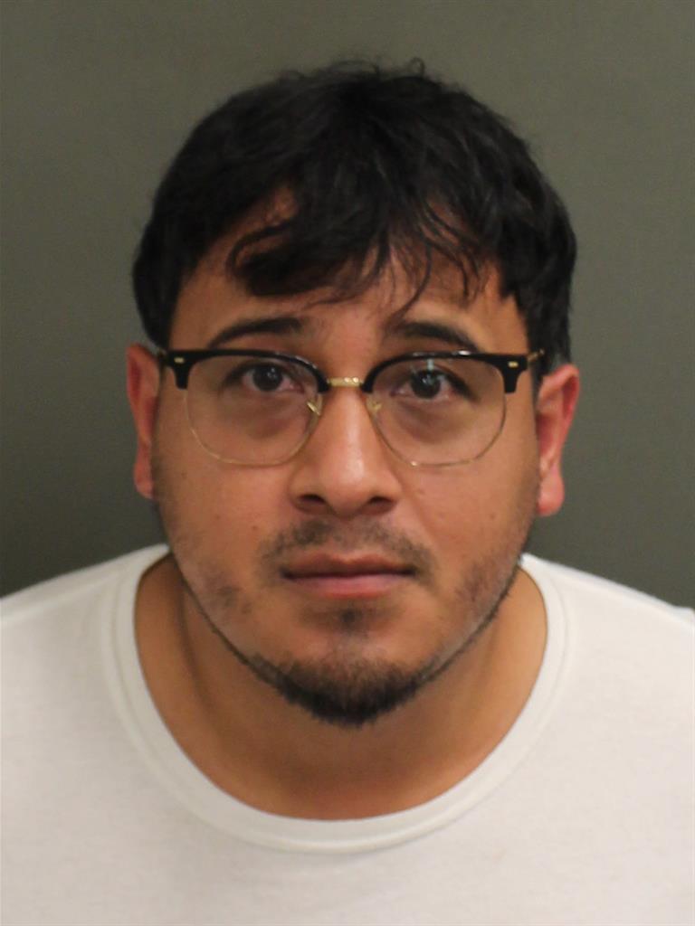  HUGO VICENTE VILCHISAVILA Photo Image