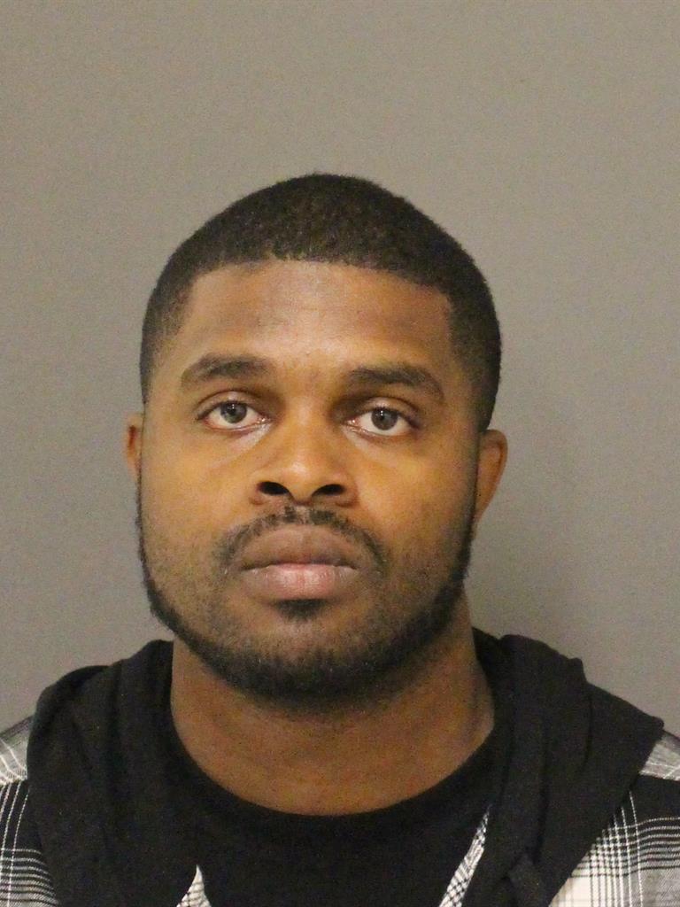  GELANI KYLE COX Photo Image