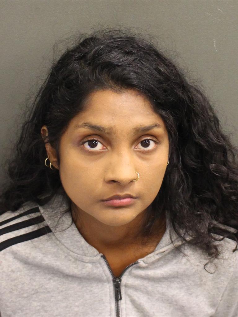  DIAN RICHARDS KHANDAI Photo Image