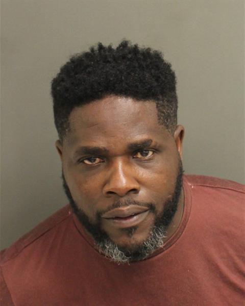  ROBERTO DERINEAU Mugshot / County Arrests / Orange County Arrests
