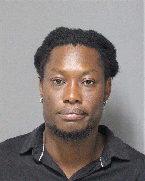  JEAN GUETO DELICE Photo Image