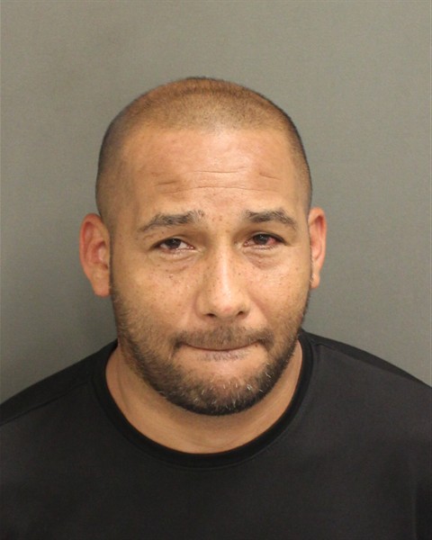  JONATHAN MUNIZ VAZQUEZ Mugshot / County Arrests / Orange County Arrests