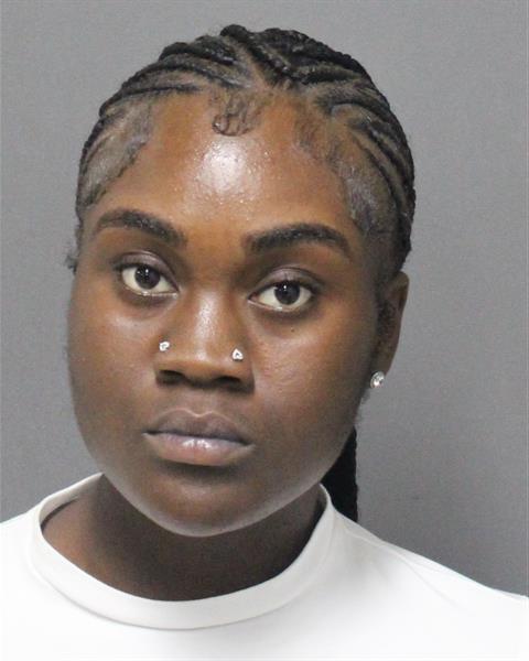  CENIYAH SHACORRIADAN DIXON Photo Image