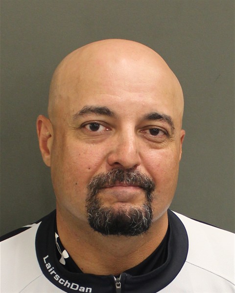  BRANDO TORRESCRESPO Photo Image