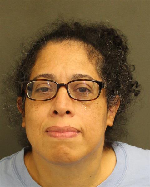  ELIZABETH QUINTERO Photo Image