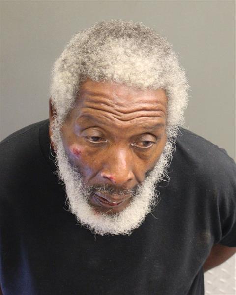  JUNIOR ALBERT HYLTON Mugshot / County Arrests / Orange County Arrests