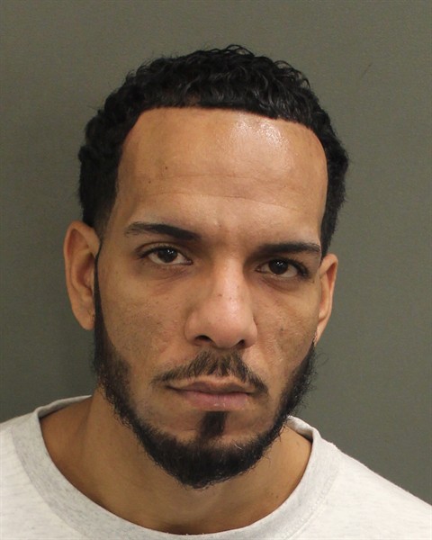  LUIS SAUL JR MARTINEZ Mugshot / County Arrests / Orange County Arrests