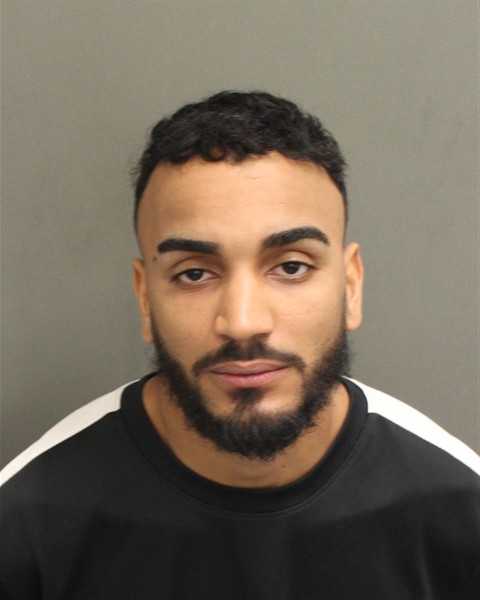  ROBERTO JUNIOR JOSE SIRAGUSAFIGUEROA Mugshot / County Arrests / Orange County Arrests